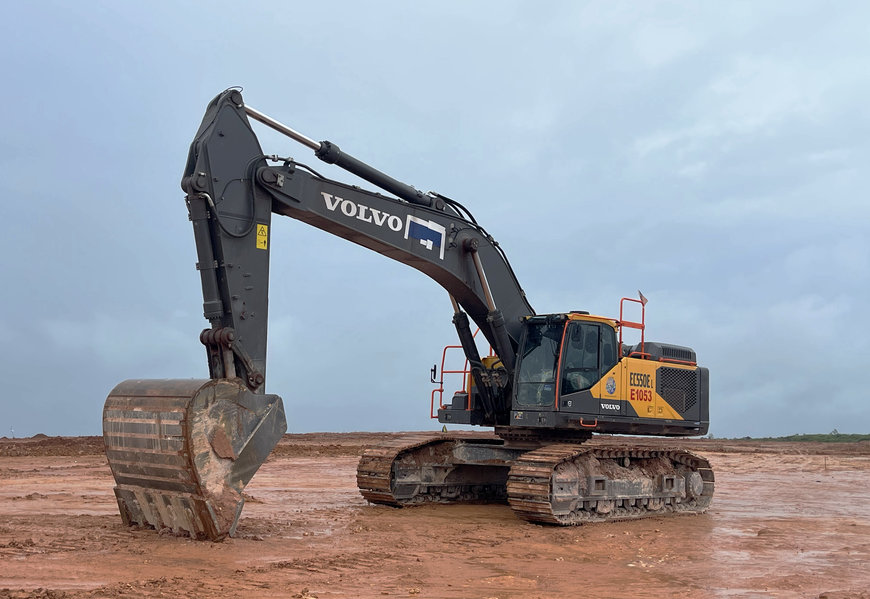 Major dairy facility in Malaysia adds ten Volvo excavators to ensure work gets off to a strong start
